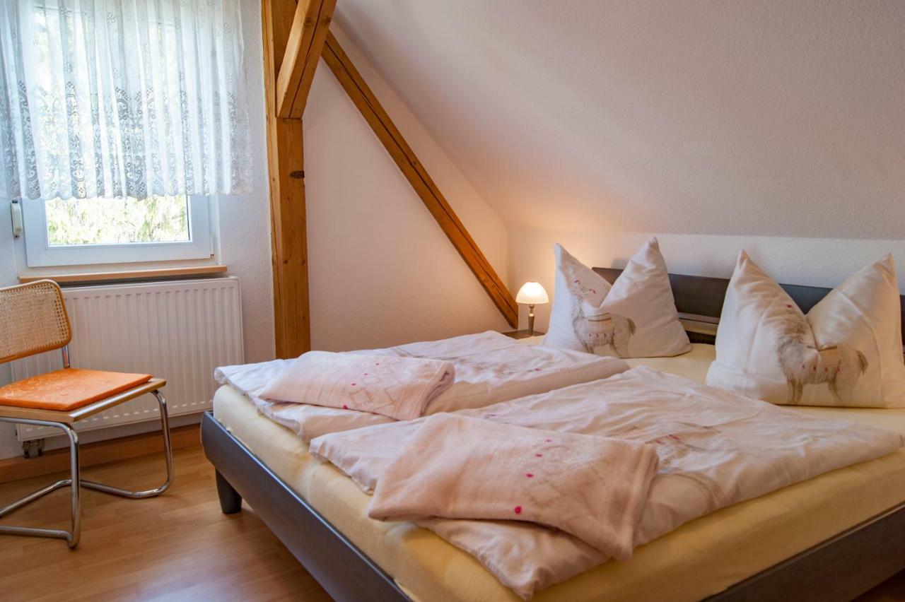 Dreiseitenhof Ferienwohnung Kuenzel Tharandt Exterior photo
