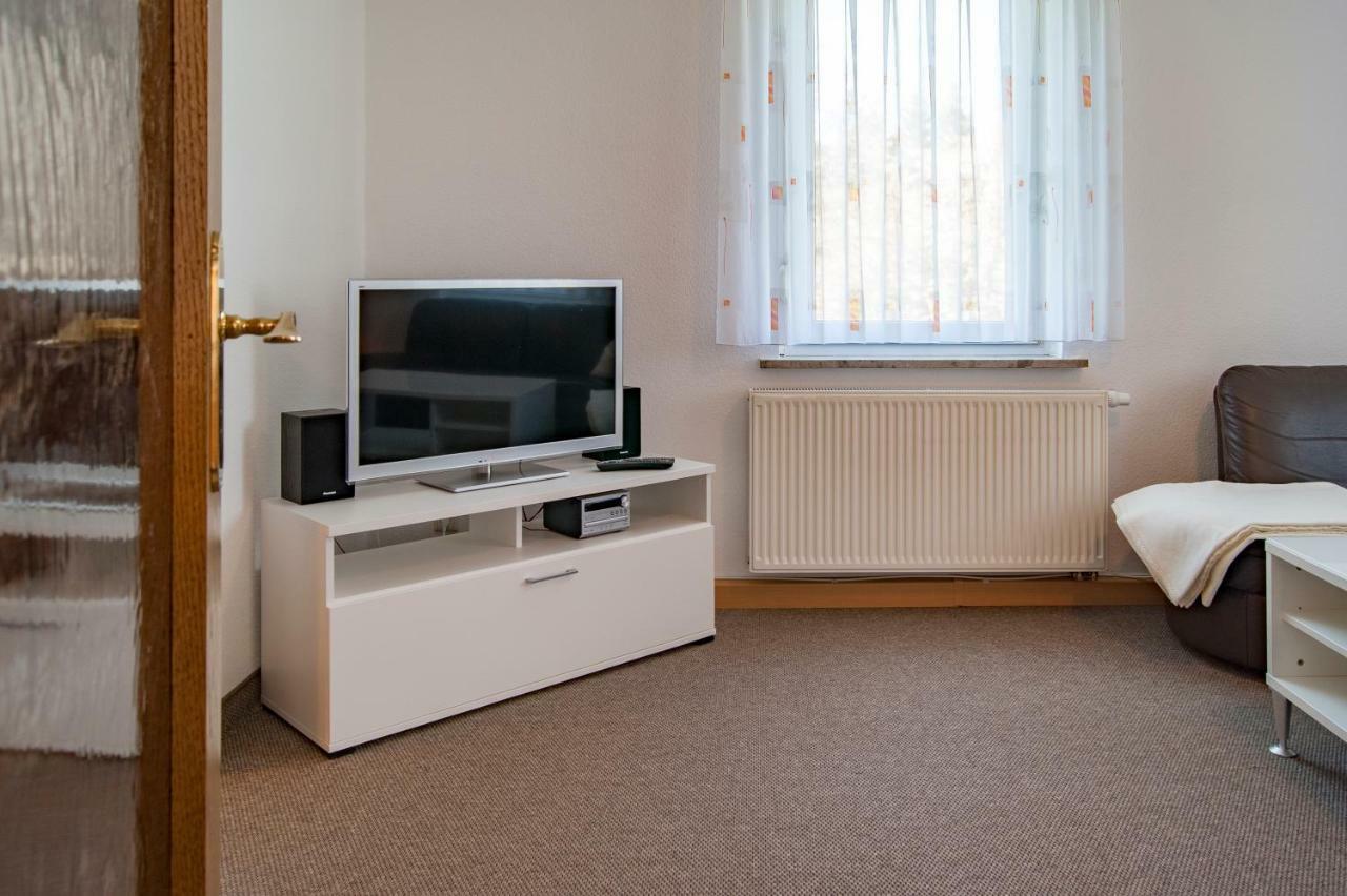 Dreiseitenhof Ferienwohnung Kuenzel Tharandt Exterior photo